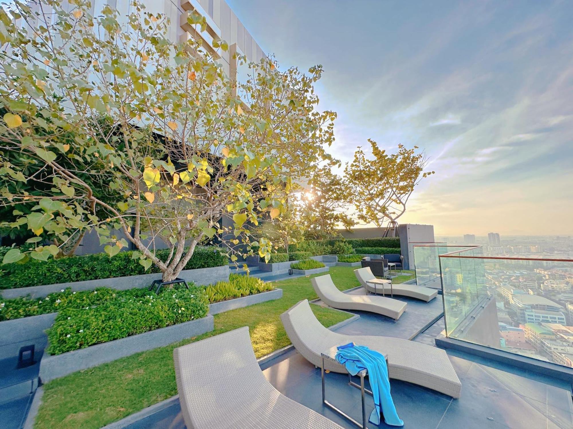 The Edge Central Holiday Inn New Pattaya Extérieur photo