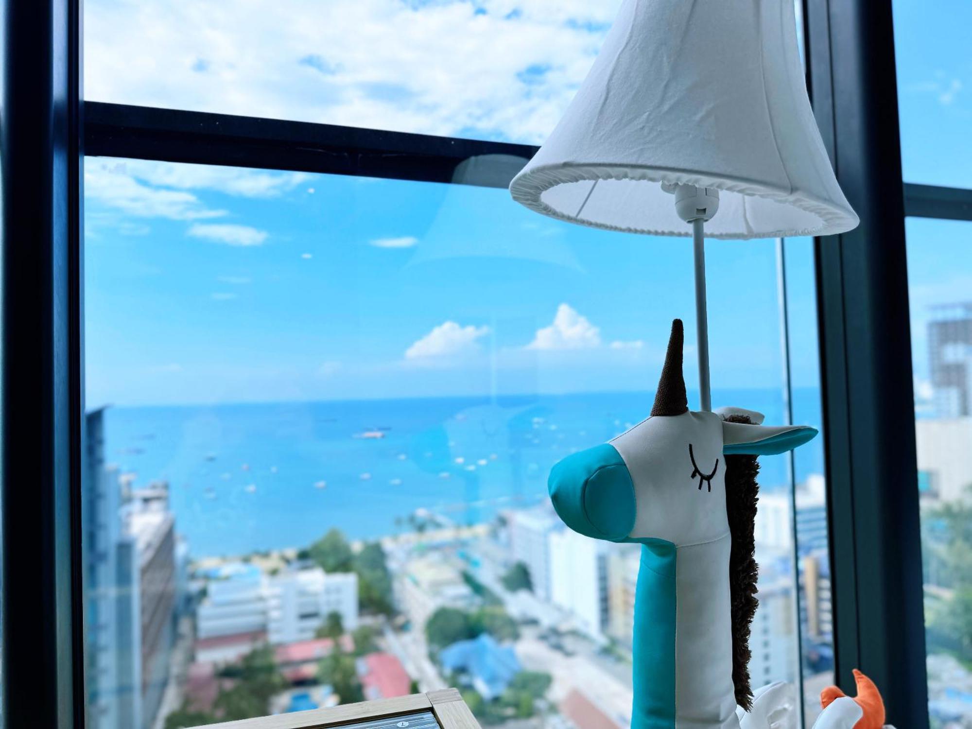 The Edge Central Holiday Inn New Pattaya Extérieur photo
